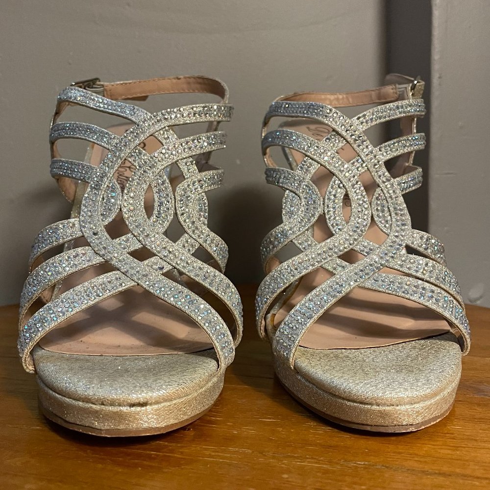 De Blossom Collection Viva 2 Sparkly Silver Heels, Women's Size 7
